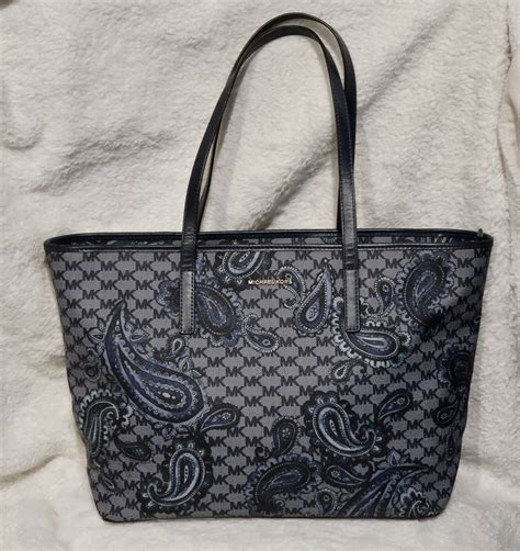 michael michael kors signature emry large top zip tote|Emry Large Logo Tote .